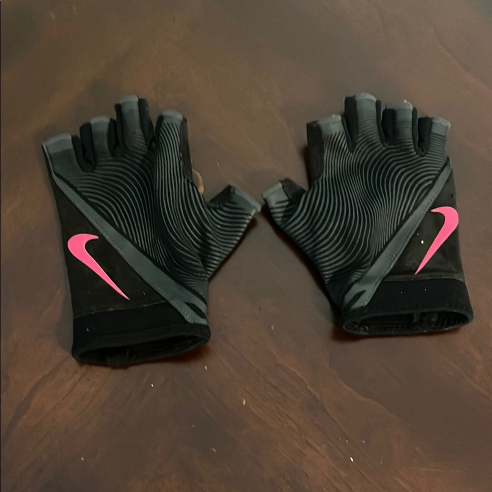 Nike Black and Pink Fingerless Gloves